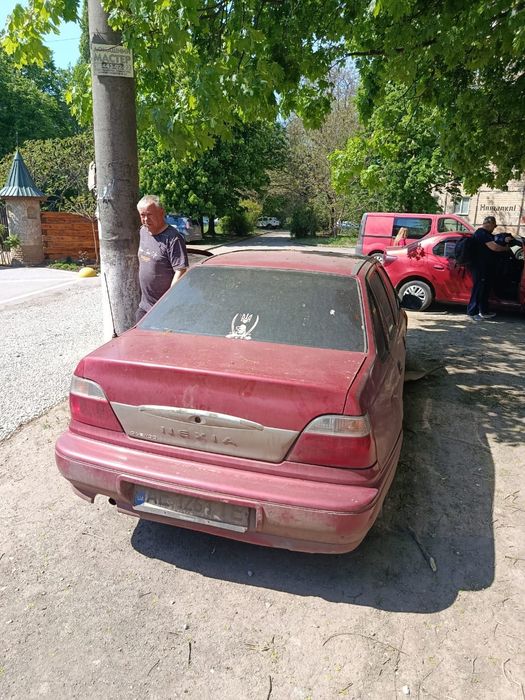 Продам  автомобиль  нексия на ходу