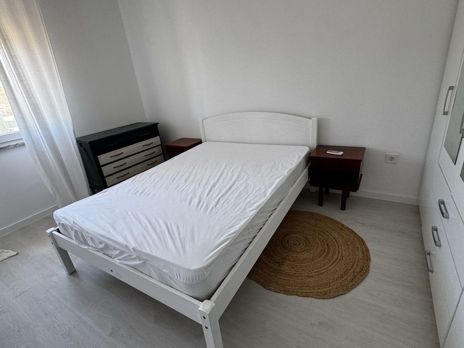 Quarto aluga-se em Setúbal
