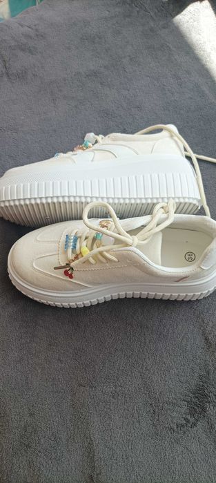 Sneakersy damskie na platformie, bananowe, 36.