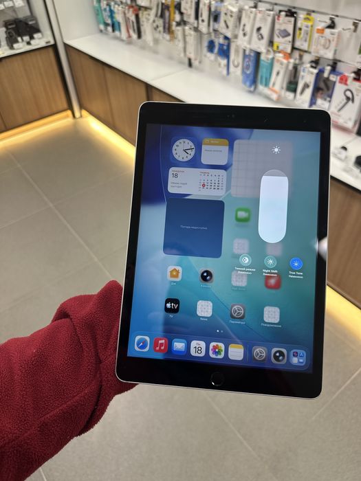 Apple iPad 9 Wifi на 64гіг (100% Акум)