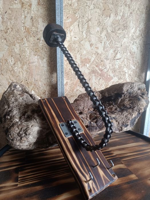 Suporte de Capacete + Chaveiro