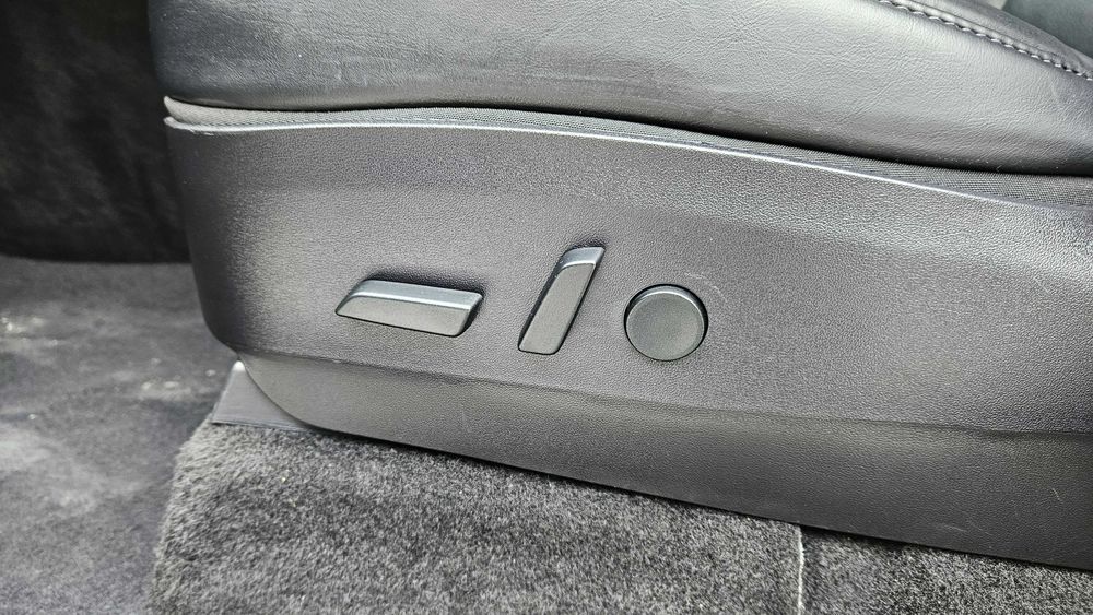 Tesla Model Y Long Range Dual Motor