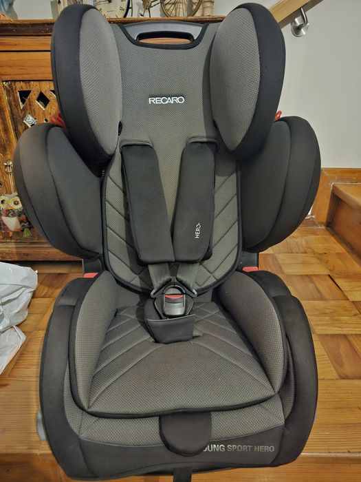 Cadeira automóvel recaro