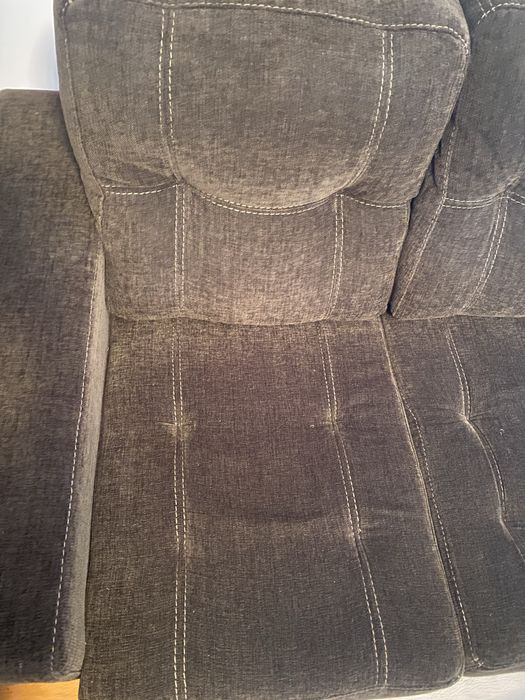 Sofá de 3 lugares como novo