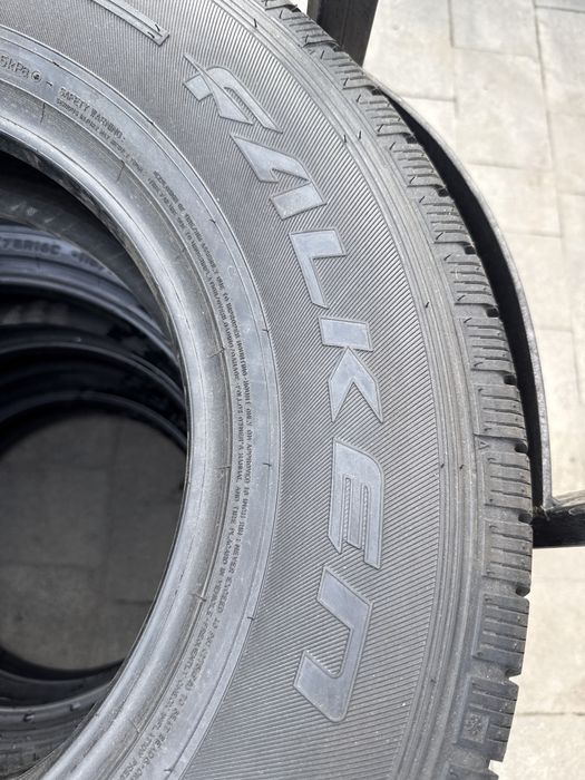 Шини резина 225/75/16с r16c Falken зимня нова