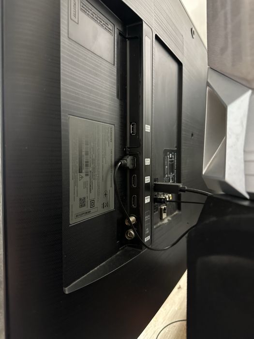 Samsung 8 Series TU8000 Class — Smart TV 4K UHD
