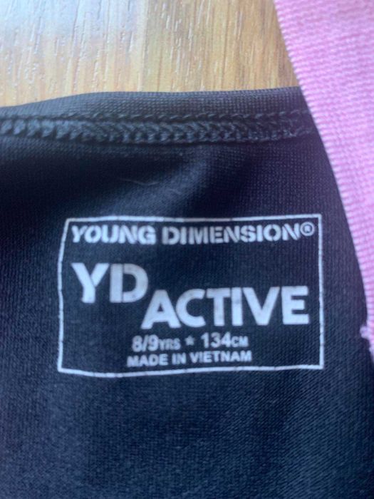 T-shirt de ginástica de alças de menina da Young Dimension
