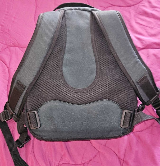 Lowepro MicroTrekker 200