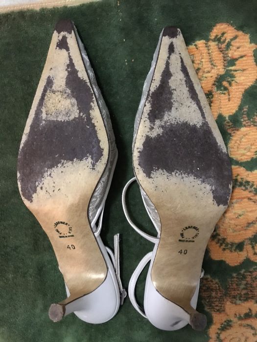 Sapatos de noiva rendados