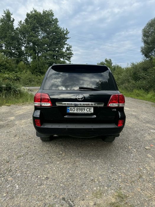 Toyota LC200 4,5 дизель