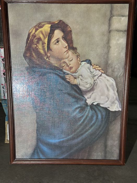 Vendo varios quadros