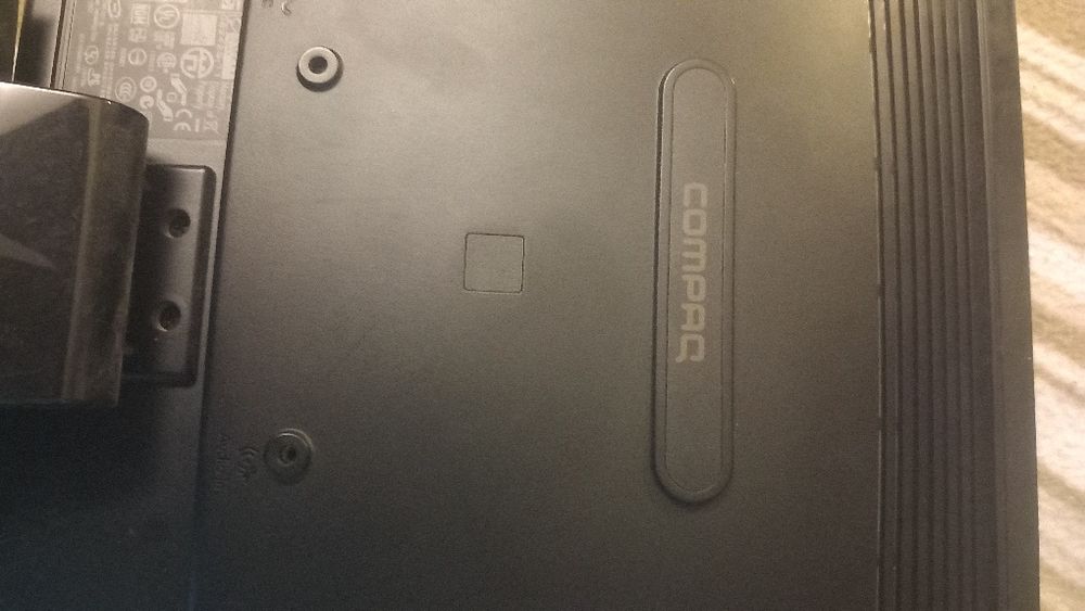 compaQ WF1907v PC Monitor with Speakers64550864767747124