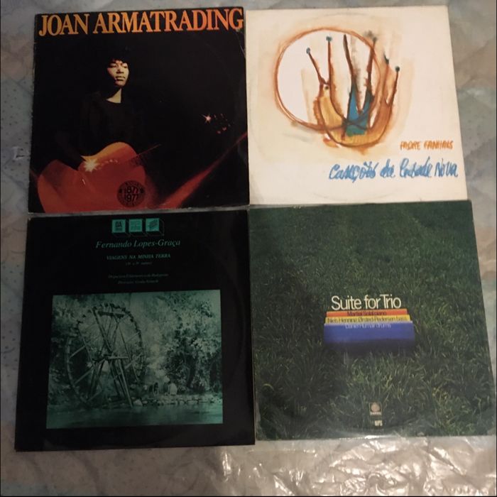 Discos de vinil em excelente estado.