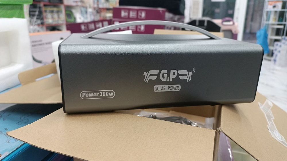 Нові в наявності!! Зарядна станція інвертор великий повер банк