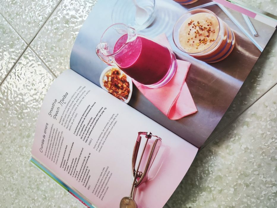 Livro Sumos e Smoothies Superfrescos