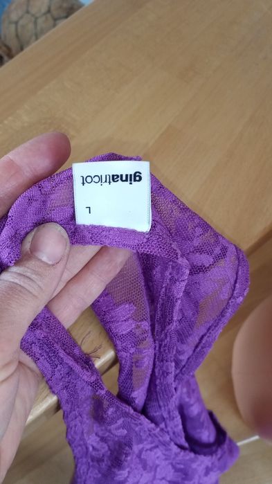 Top fioletowy bokserka koronka prześwitująca Gina Tricot L