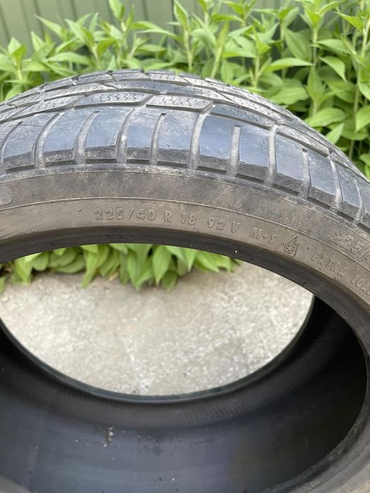 Шина Continental 225/40/R18