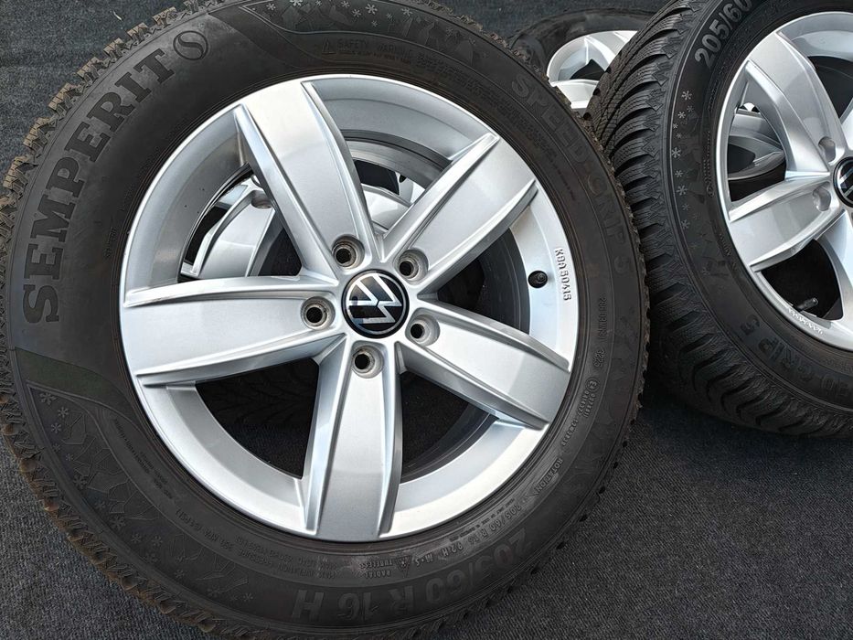 Koła Zimowe VW Touran Caddy T-Roc Octavia Ateca  205/60/16 Semperit  8,5mm 2025r NR 16001