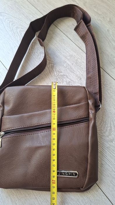 Nowa Torba podręczna na ramię na dokumenty klucze w kolorze brązu .