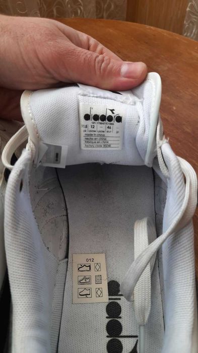 Кросівки DIADORA 46 розмір