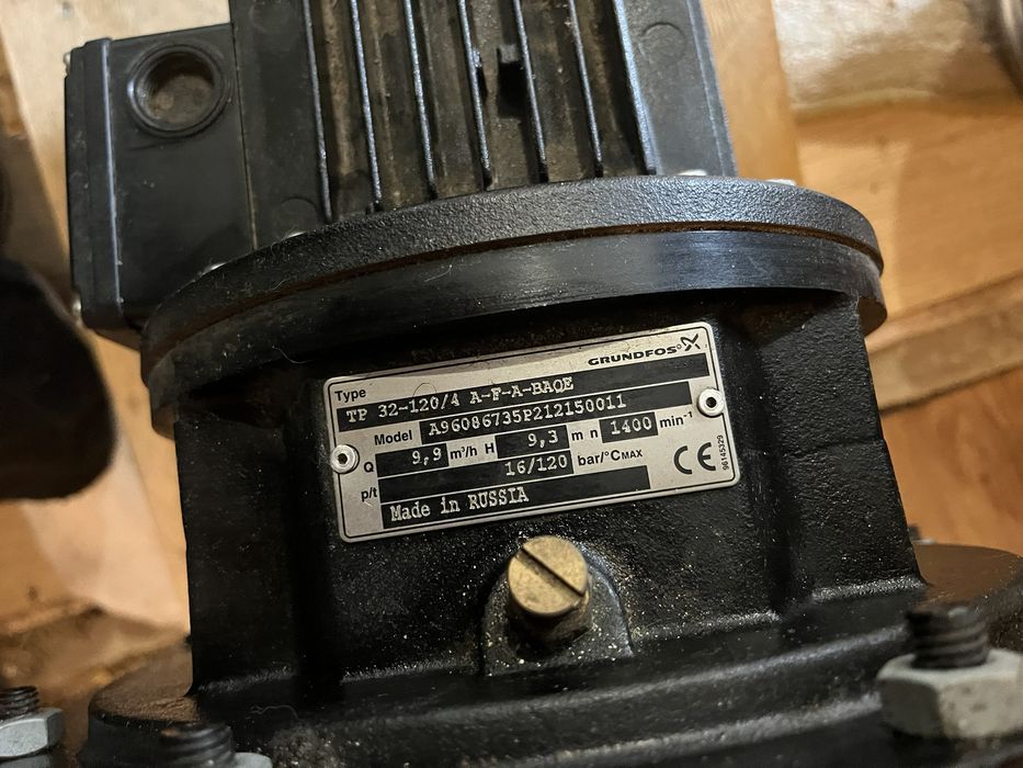 Насос Grundfos TP32-120/4