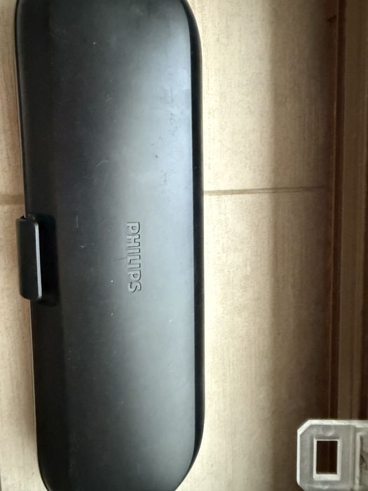 Szczoteczka philips sonicare uszkodzona