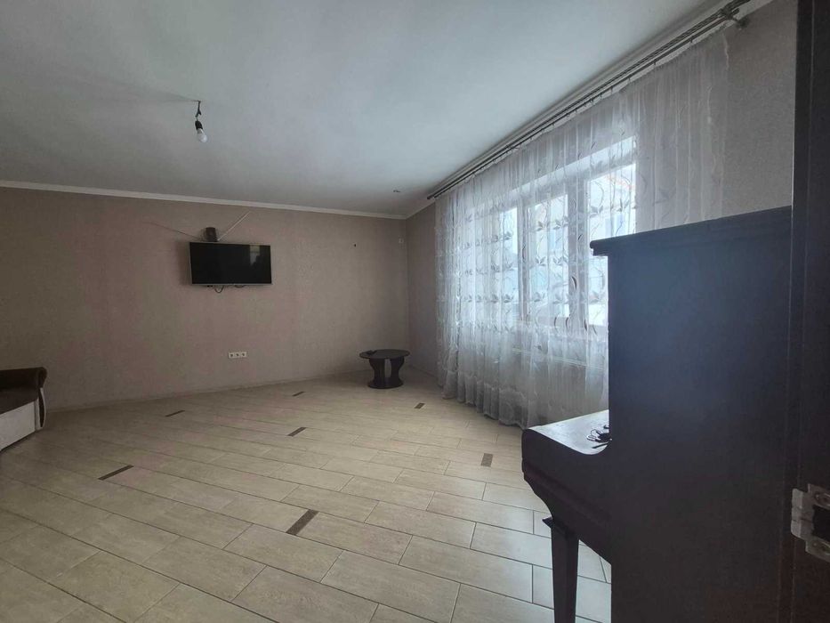 Продаж частини будинку на Старому Місті