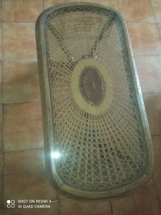 Vendi mesa para sala