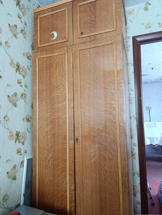 Віддам шафу безкоштовно