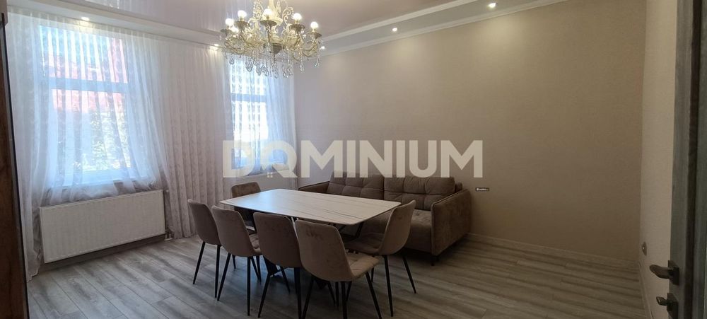 Продається 3 кімн. квартира в м.Хуст