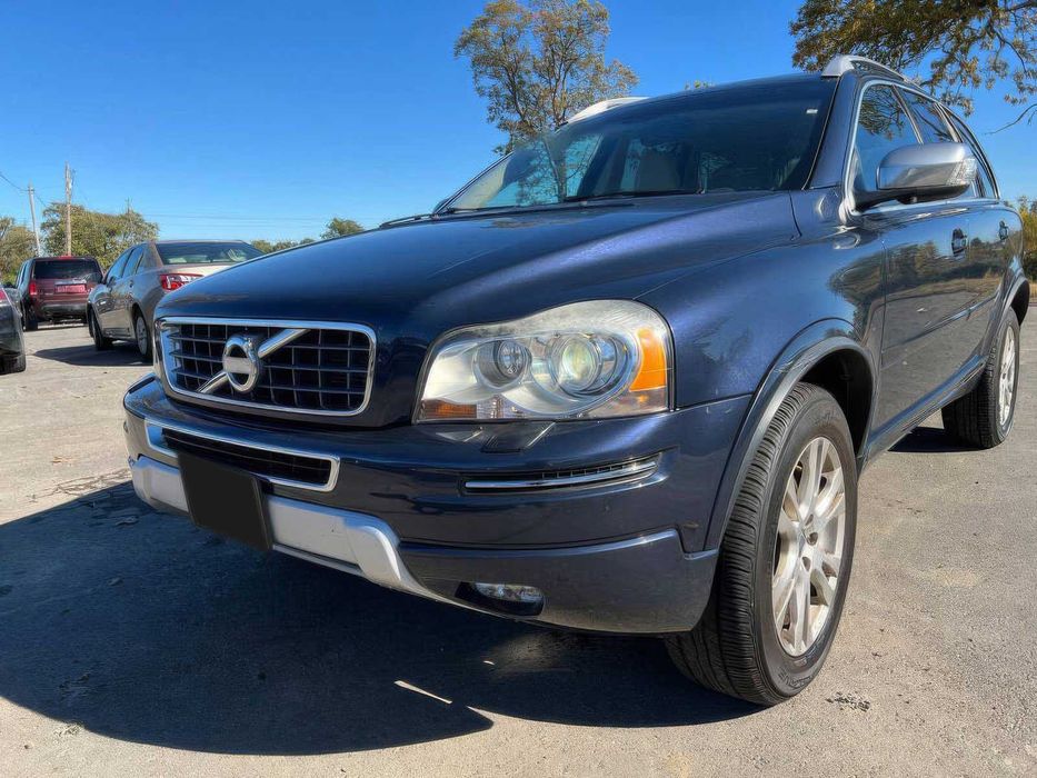 Volvo XC90      2014