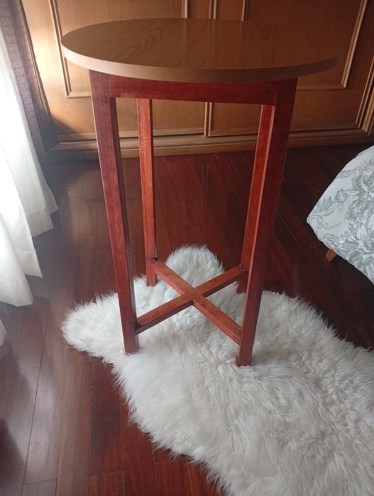 Mesa apoio/ camilha