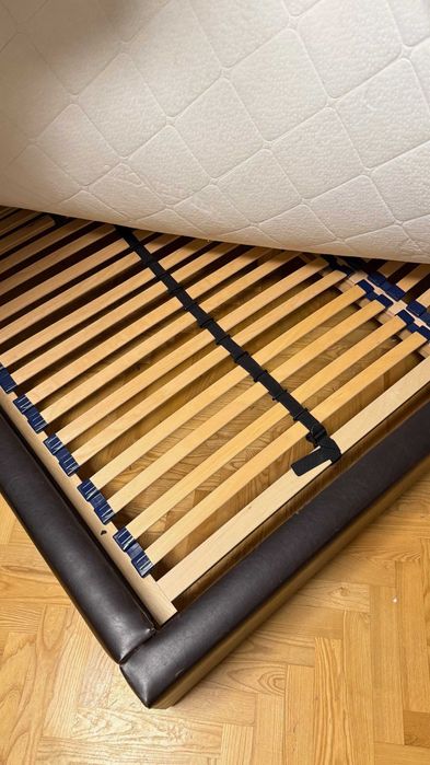 Łóżko wenge materac Hilding Salsa 180x200 szafki nocne szafa