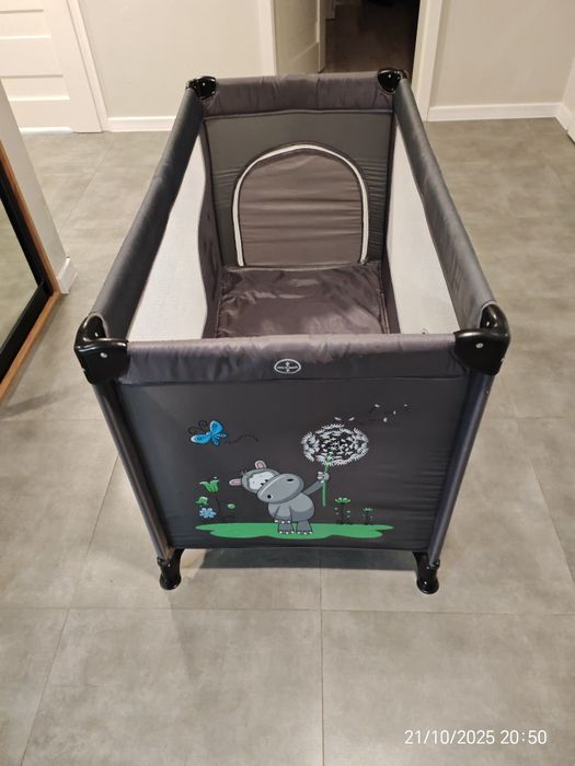 Łóżeczko dziecięce turystyczne z kołami i z blokadą 126x71cm kojec