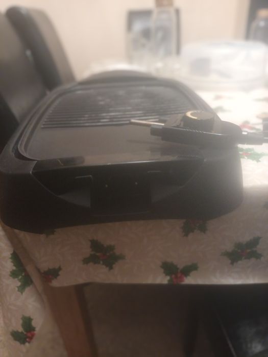 Vendo grelhador elétrico como novo
