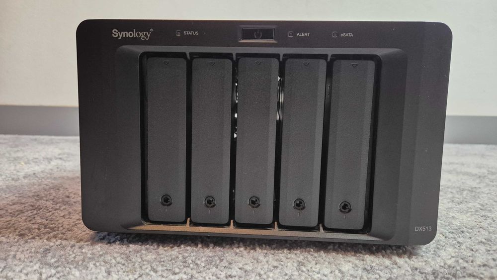 Synology DX513 – jednostka rozszerzająca NAS (5 zatok)
