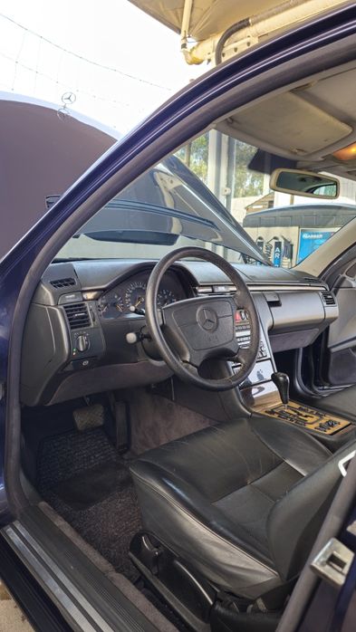 Mercedes E300 Turbo Diesel