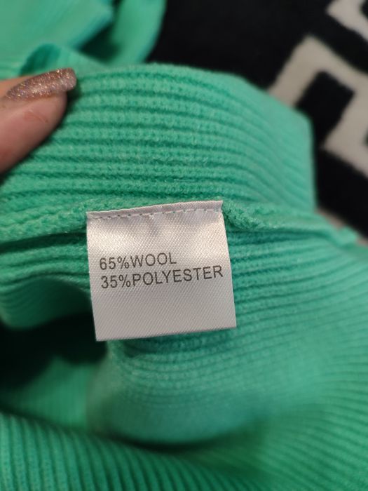 Продам светр розмір 56