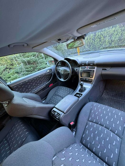 Pilna sprzedaz Mercedes Benz C 180 Coupe GAZ
