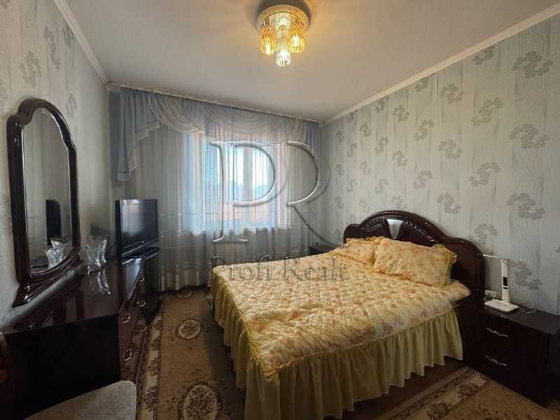 Оренда 2 к.квартири за адресою Академіка Єфремова 20/м.Академмістечко