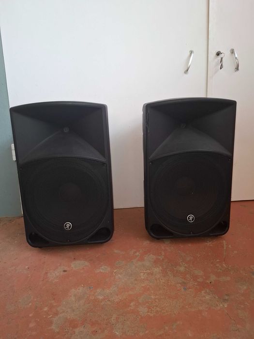 Mackie Thump TH15A