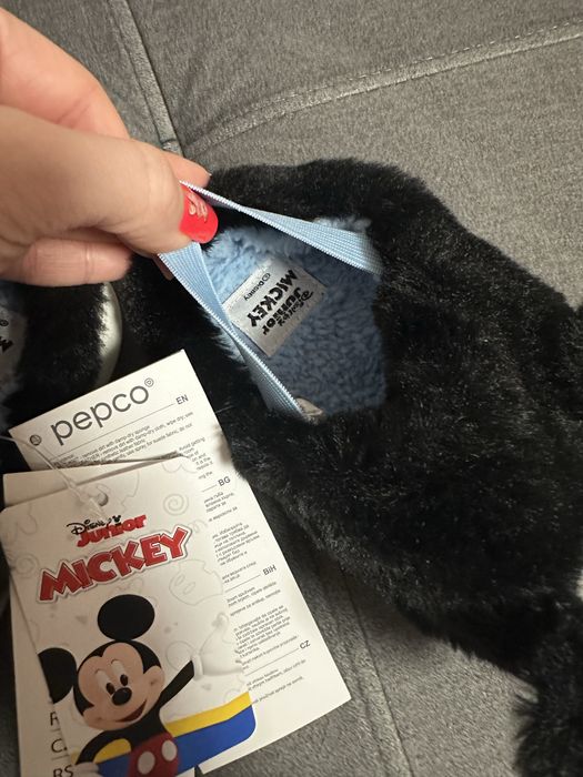 Nowe śliczne mięciutkie kapcie Miki mouse nowe