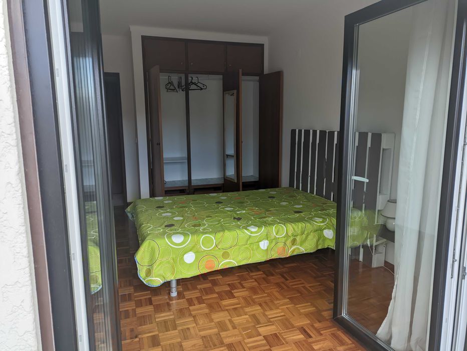 Quarto para arrendar