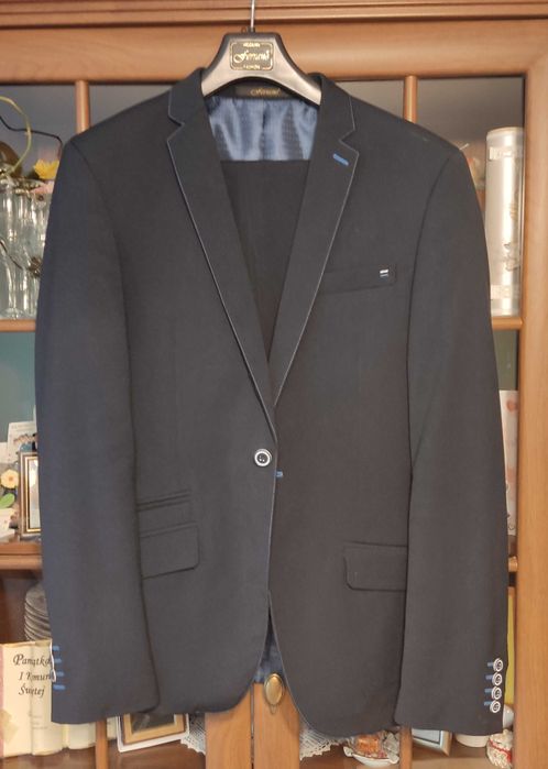 Garnitur męski młodzieżowy