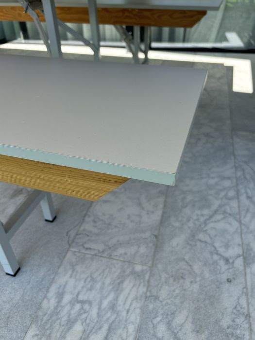 Conjunto mesa + bancos