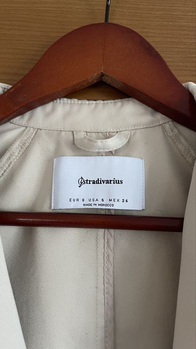 Тренч Stradivarius S