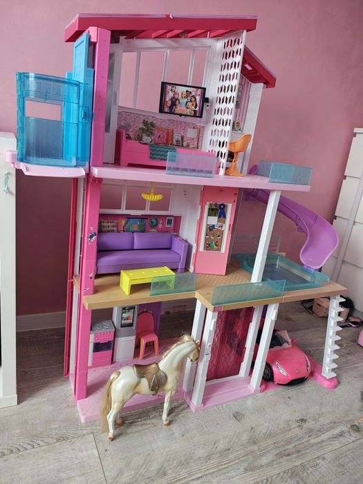 Domek Barbie Dream House