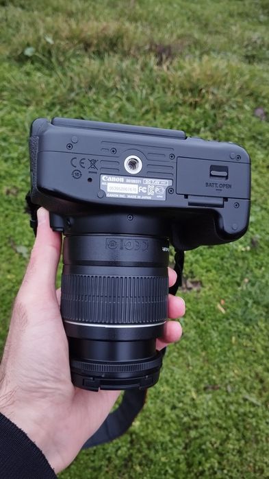 Canon 650D+Сумка Зеркалка зеркальный фотоаппарат фотик