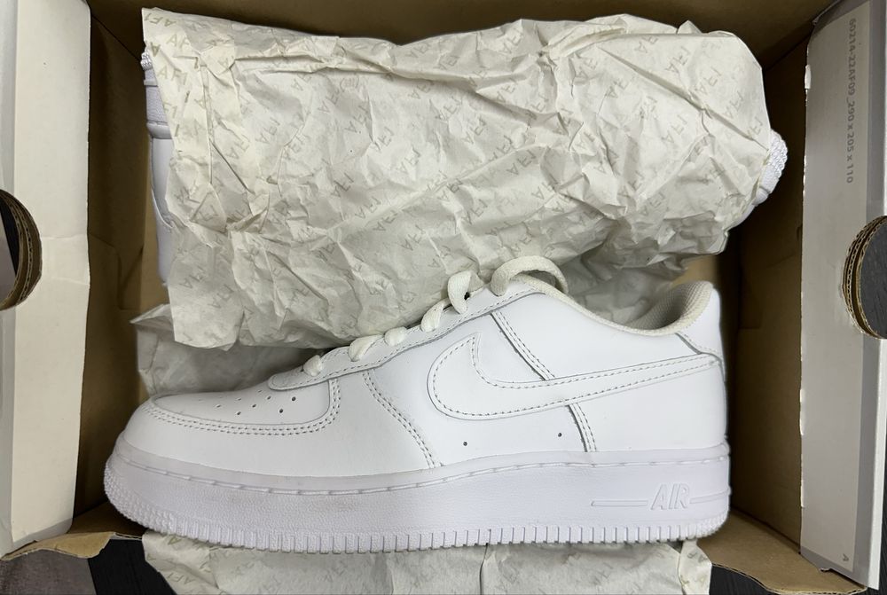 Ténis Nike Air Force 1 tamanho 38