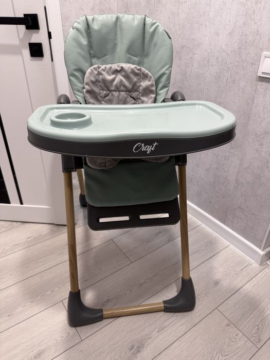 Продам стульчик для кормления